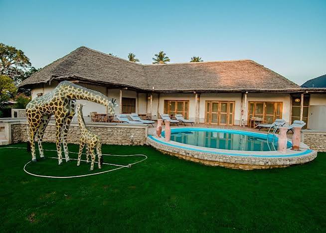 Ikumbi Safari Lodge